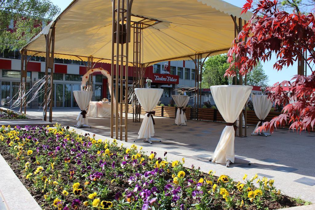 Teodora Palace Hotel Ruse Bagian luar foto